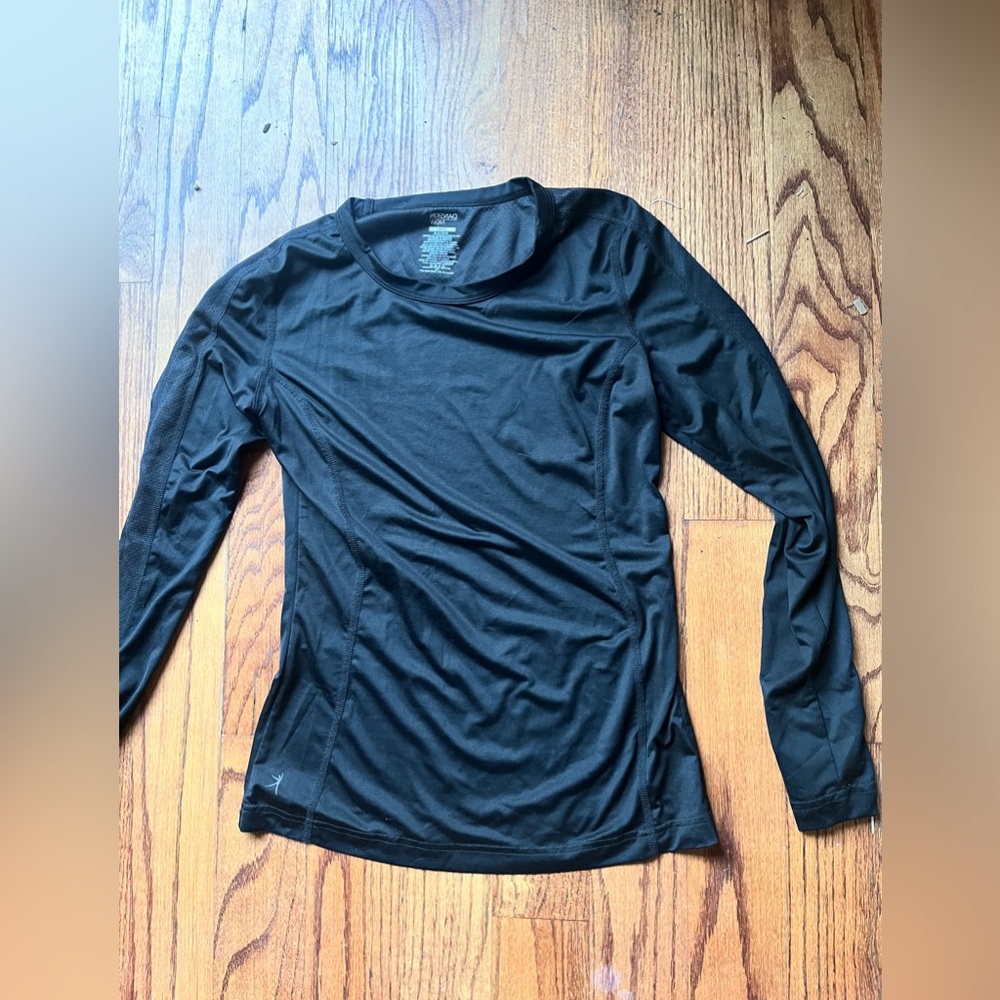 Black work out top